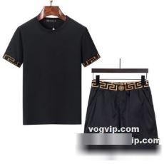 ヴェルサーチスーパーコピー 今買い◎得 2022秋冬 ヴェルサーチ VERSACE 半袖Tシャツ やわらかい着心地 上下セット 2色可選