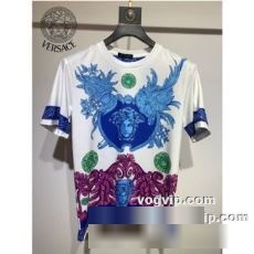 ヴェルサーチスーパーコピー 2022秋冬 超目玉 通気性抜群 ヴェルサーチ VERSACE 半袖Tシャツ 2色可選