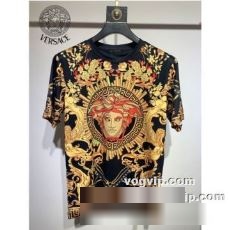 豊富なサイズ 2022秋冬 ヴェルサーチ VERSACE 半袖Tシャツ ヴェルサーチ偽物ブランド ドライメッシュ吸汗速乾加工の半袖プリントTシャツです