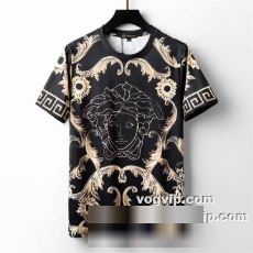 VERSACEスーパーコピー 高級感ある 2022秋冬 ヴェルサーチ VERSACE 半袖Tシャツ 汗や水分を素早く生地表面に拡散し