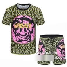 長く愛用できる 半袖上下セット メンズ ジャージ スウェット ヴェルサーチ VERSACE 半袖Tシャツ ヴェルサーチコピー 上下セット