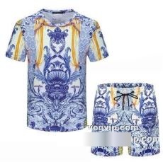 大人気再登場 ヴェルサーチ VERSACE 激安 運動着 涼感 通気性 半袖Tシャツ 上下セット コピーブランド