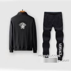 落ち着いた感覚 2022秋冬 ヴェルサーチ VERSACE ジャージセット 上下セット 3色可選 ブランドスーパーコピー しっかり暖かな感じ