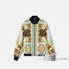 お洒落に魅せる 2022秋冬 ヴェルサーチ VERSACE ブルゾン コピー ブランド カジュアルに着こなせるデザイン