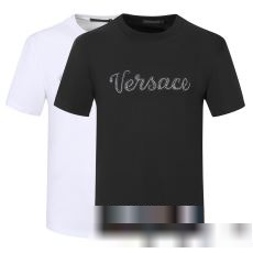 人気定番2023 海外通販ヴェルサーチコピーブランド 限定特価 VERSACE偽物ブランド半袖Tシャツ 2色可選