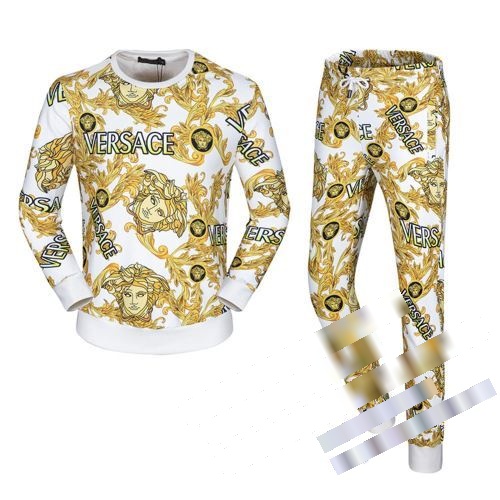 ショートパンツ 確定となる上品 ヴェルサーチ VERSACE ジャージセット 上下セット スーパーコピー 運動用 カジュアル お洒落 部屋着 おしゃれ