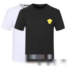永遠の定番モデル VERSACEコピーブランド半袖Tシャツ2色可選 人気定番2023 優れた品質ヴェルサーチコピー 