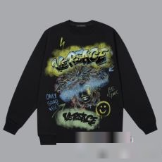 スーパーコピー 優良サイト 圧倒的な高級感 2023秋冬 ヴェルサーチ VERSACE しっかり暖かな感じ プルオーバーパーカー 2色可選