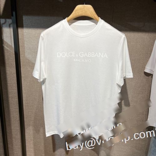スーパーコピー 激安 今一番HOTな新品 2023 ドルチェ＆ガッバーナ Dolce&Gabbana 半袖Tシャツ ラックスした雰囲気