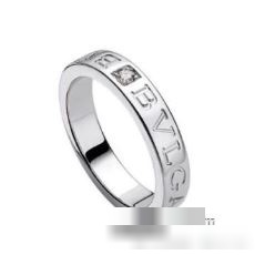 2022秋冬 ブルガリ BVLGARI コーデ 知的なムードを演出 リング 指輪 BVLGARIコピー 2色可選 華奢 きゃしゃ おしゃれ レディース