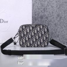 【人気ブログ掲載】 ショルダーバッグ 2022秋冬 ディオール DIOR 斜め掛けバッグ ディオールブランド コピー