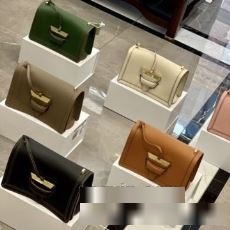 ファション性の高い 2022秋冬 ロエベ LOEWE ショルダーバッグ レディースバッグ 6色可選 LOEWE偽物ブランド なめらかな手触りのバッグ
