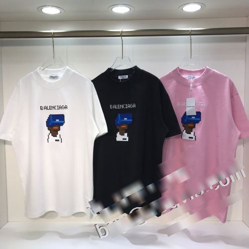 店舗で人気満点 BALENCIAGAコピー人気定番2023バレンシアガスーパーコピー 半袖Tシャツ3色可選