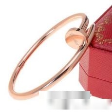 2022 先行販売 カルティエ CARTIERブランドスーパーコピー バングル ブレスレット