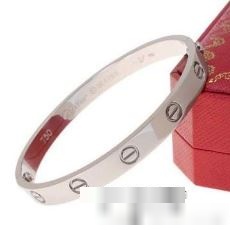 カルティエブランド 偽物 通販 高級感ある 2022 カルティエ CARTIER バングル ブレスレット