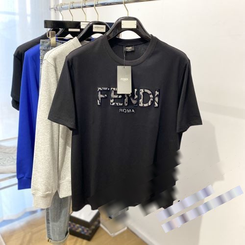 2022 フェンディ FENDI 完成度の高い逸品 スーパーコピー 激安 半袖Tシャツ カッコいい印象を付ける