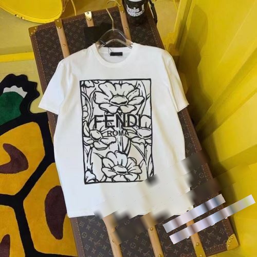 偽物ブランド シックスタイルに活躍 フェンディ FENDI 半袖Tシャツ 2色可選 大変活躍させていただいている商品です
