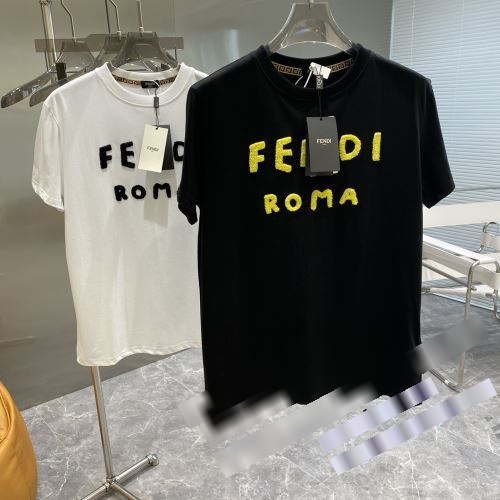 個性的なデザイン 2022 FENDI偽物ブランド 半袖Tシャツ 2色可選 彼女、彼氏、ご夫婦でペアルックできる男女兼用