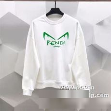 ブランドスーパーコピー 大絶賛の履き心地! 2022秋冬 フェンディ FENDI パーカー プルオーバーパーカー 2色可選