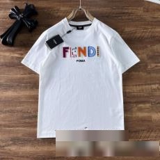 セレブ愛用の超人気商品 フェンディスーパーコピー FENDI 2023 着心地満点 2色可選 半袖Tシャツ