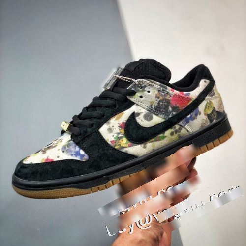 上質 大人気！ 2023 シュプリーム Supreme x SB Dunk Low スニーカー 女性にも男性にも適応