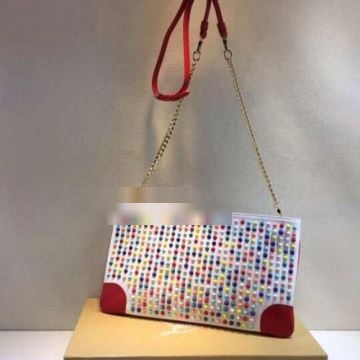 Christian Louboutinコピー 気軽に持てる クリスチャンルブタンコピー ポーチ 2022 ショルダーバッグ   