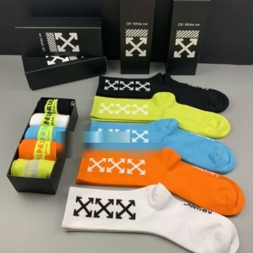 綺麗に決まるフォルム オフホワイトコピー  OFF-WHITEコピー多色可選 靴下  