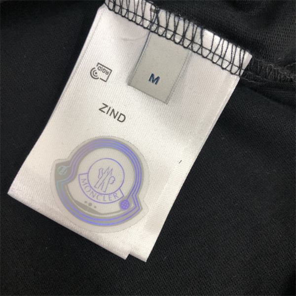 MONCLER スーパーコピー Ｔシャツ 定番のロゴ プリント柄 2色 モンクレール