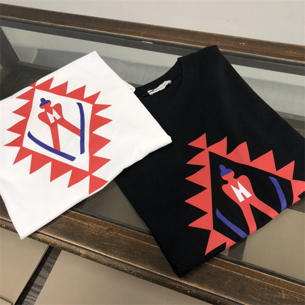 モンクレール コピー Ｔシャツ ロゴ プリント入り 半袖 スキー カジュアル MONCLER