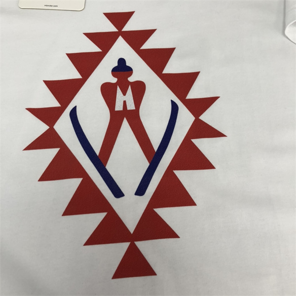 モンクレール コピー Ｔシャツ ロゴ プリント入り 半袖 スキー カジュアル MONCLER