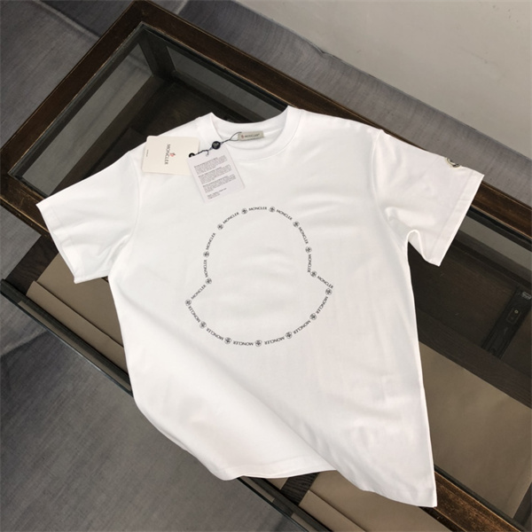 モンクレール 偽物 Ｔシャツ プリント 細かい ロゴ プリント柄 MONCLER 