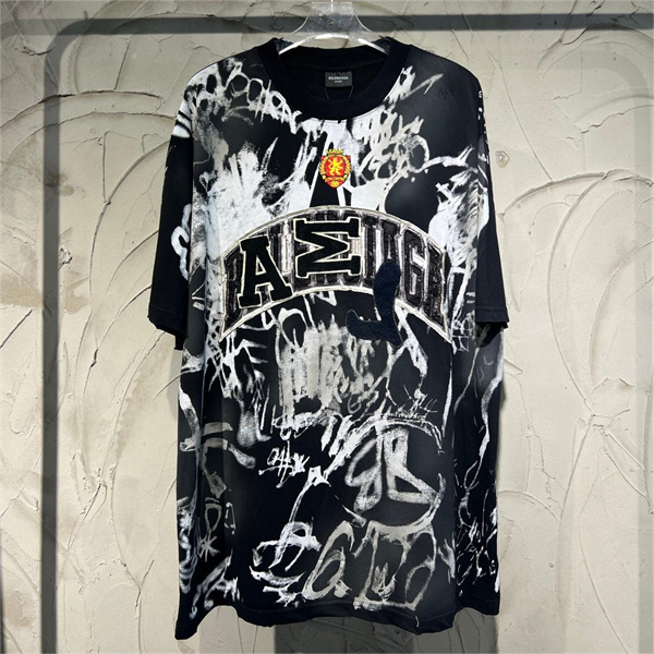Manchester United F.C. X BALENCIAGA スーパーコピー Ｔシャツ SKATER シリーズ バレンシアガ
