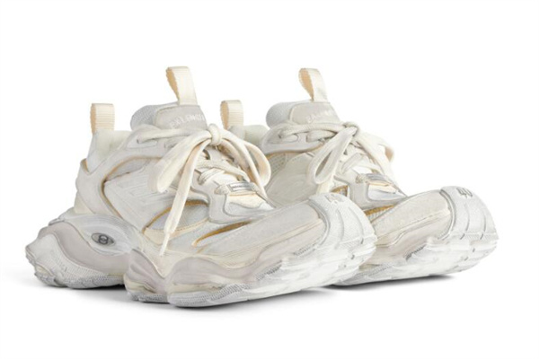 バレンシアガ(Balenciaga)スーパーコピー CARGOレディーススニーカー:モダンな軽量デザインコピー バレンシアガ(Balenciaga)スーパーコピー CARGOレディーススニーカー:モダンな軽量デザインコピー