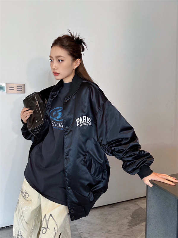 バレンシアガ（BALENCIAGA）コピー 限定【CITIES PARIS BOMBER】パリボンバージャケット：都市のコピー