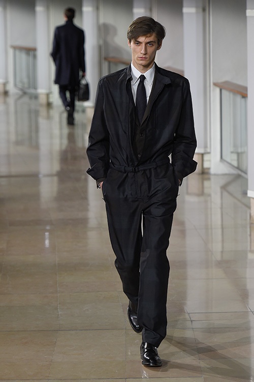 エルメス 2015-16年秋冬メンズコレクション - 上質と洗練をまといながら、都会を“そぞろ歩き”コピー