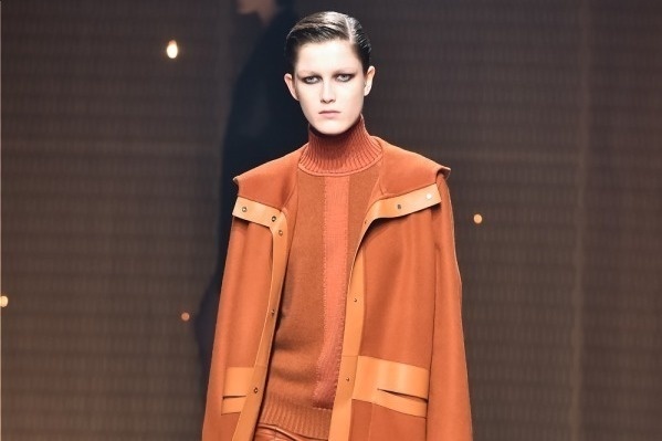 エルメス 2019-20年秋冬コレクション - 星空の瞬きがファッションに落とし込まれたら