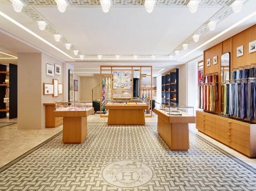エルメス丸の内店リニューアル“緑と和”を感じる空間へ、西陣織など日本の伝統技術光るインテリアコピー
