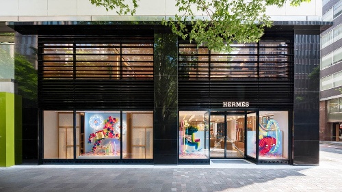 エルメス丸の内店リニューアル“緑と和”を感じる空間へ、西陣織など日本の伝統技術光るインテリアコピー