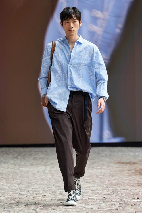 エルメス 2022年春夏メンズコレクション - 洋服が与えてくれる喜びと開放感コピー エルメス 2022年春夏メンズコレクション - 洋服が与えてくれる喜びと開放感コピー