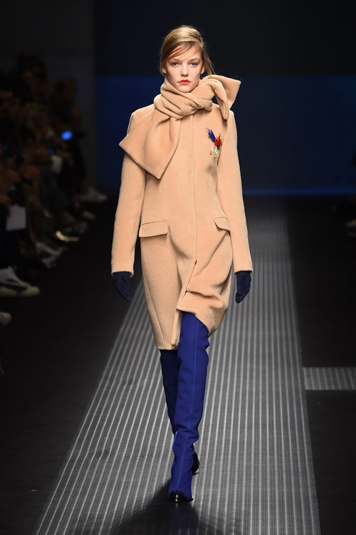 MSGM 2015-16年秋冬コレクション -  色が奏で、着て楽しむ贅沢なリズムをコピー