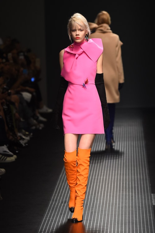 MSGM 2015-16年秋冬コレクション -  色が奏で、着て楽しむ贅沢なリズムをコピー
