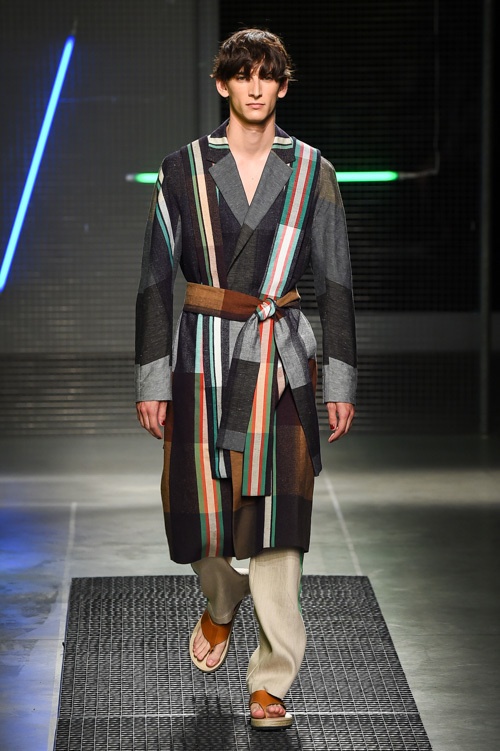 MSGM 2016年春夏メンズコレクション - ストリートアートによる新ニットウェア時代の幕開けコピー