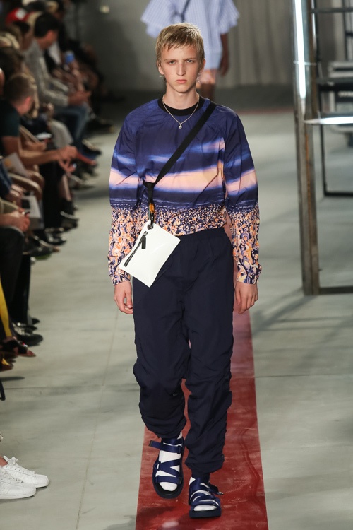  MSGM 2017年春夏メンズコレクション - ストリートスタイルに花と直線の気品をコピー