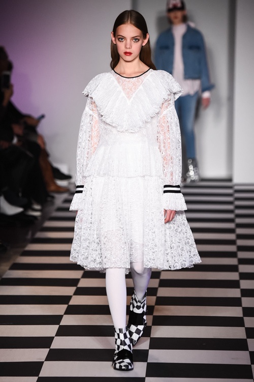 MSGM 2017-18年秋冬ウィメンズコレクション - 無限に広がるミックスマッチの可能性コピー