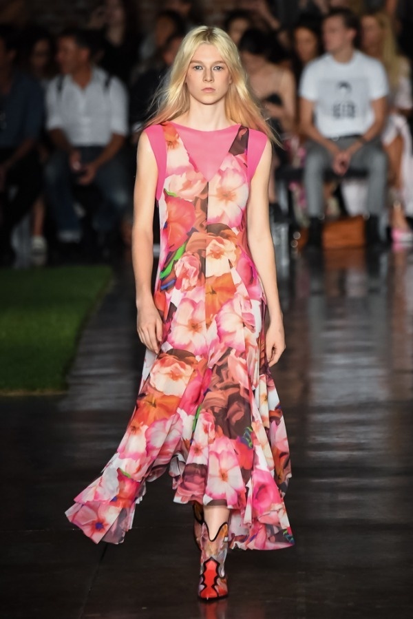 MSGM 2019年春夏コレクション - ビビッドカラーが飛び交い、新しい季節を告げるコピー MSGM 2019年春夏コレクション - ビビッドカラーが飛び交い、新しい季節を告げるコピー