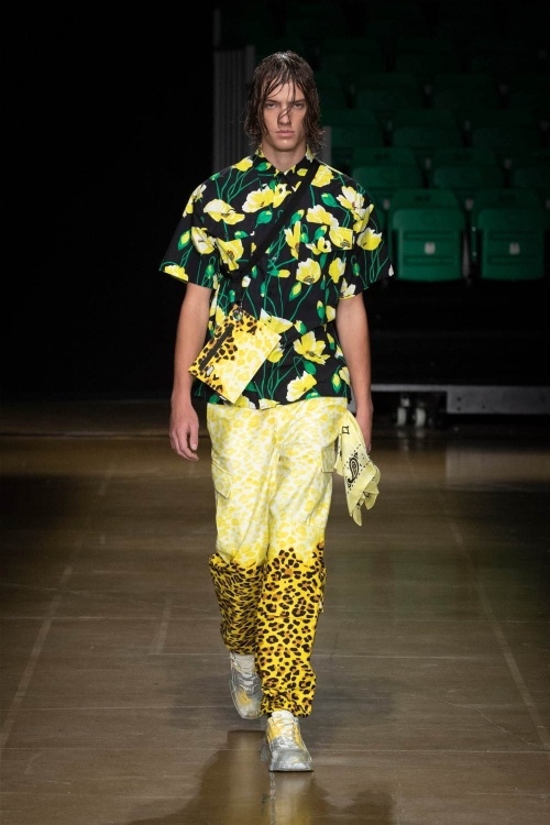 MSGM 2020年春夏メンズコレクション - 鮮烈な色と柄に溢れる若者のエネルギーコピー MSGM 2020年春夏メンズコレクション - 鮮烈な色と柄に溢れる若者のエネルギーコピー