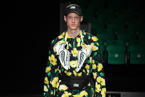 MSGM 2020年春夏メンズコレクション - 鮮烈な色と柄に溢れる若者のエネルギー