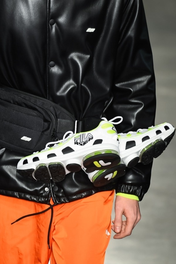 MSGM 2019-20年秋冬メンズコレクション - 加速を煽る白熱のレースコピー MSGM 2019-20年秋冬メンズコレクション - 加速を煽る白熱のレースコピー