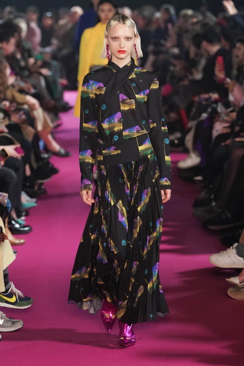 MSGM 2020-21年秋冬ウィメンズコレクション - サイケデリックなロマンチストコピー MSGM 2020-21年秋冬ウィメンズコレクション - サイケデリックなロマンチストコピー