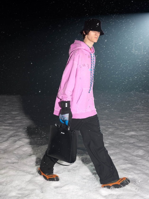 MSGM 2021年秋冬メンズコレクション - 雪山でのアドベンチャー、自然への羨望コピー MSGM 2021年秋冬メンズコレクション - 雪山でのアドベンチャー、自然への羨望コピー